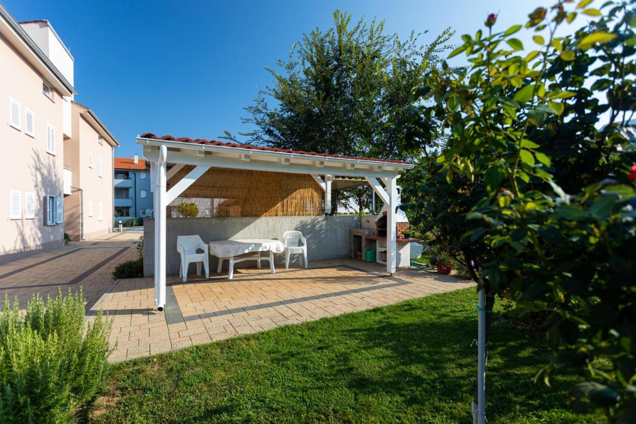 Apartments Crnekovic Jasna Baška Exterior foto